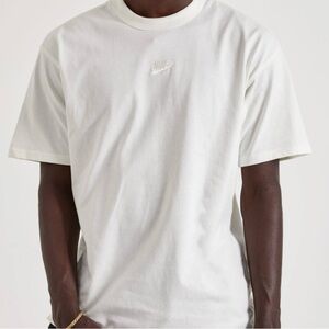 MENS NIKE PREMIUM ESSENTIALS TEE